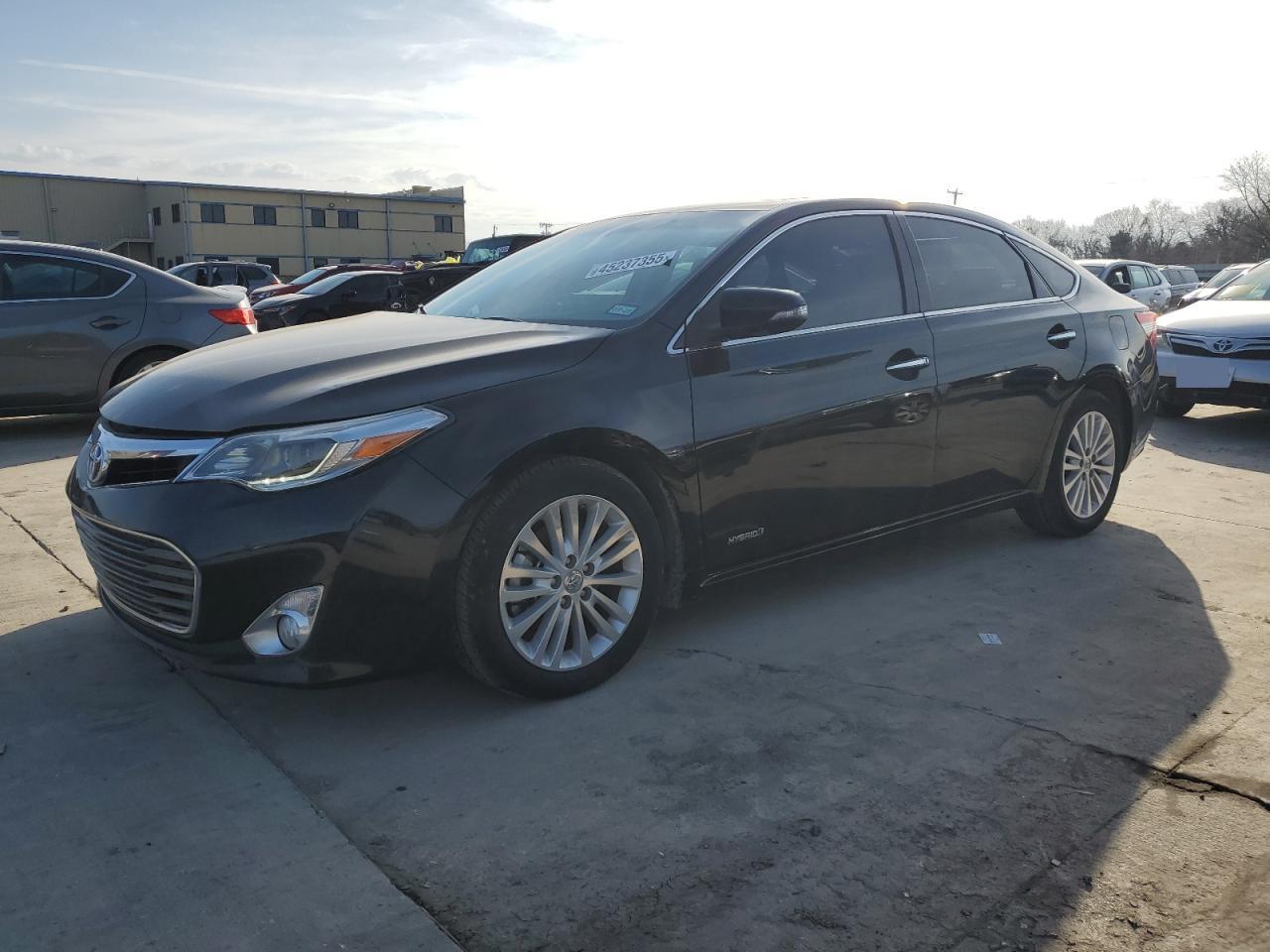 2014 Toyota Avalon - Image 1