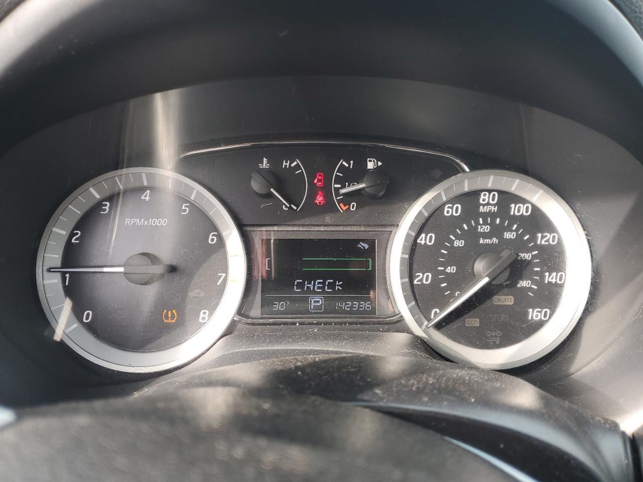2014 Nissan Sentra - Image 9
