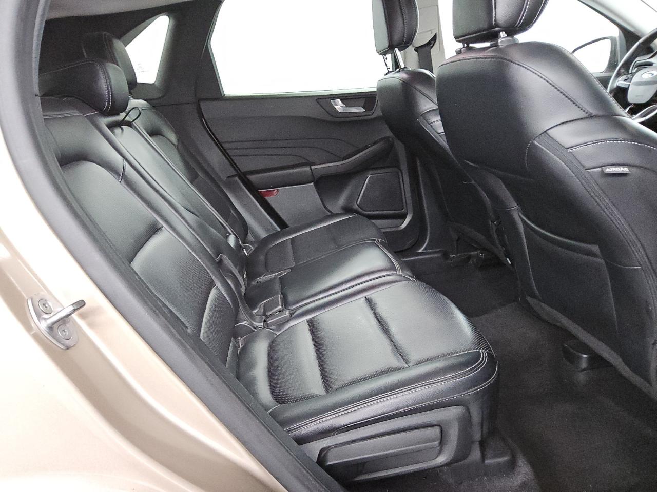 2021 Ford Escape - Image 11