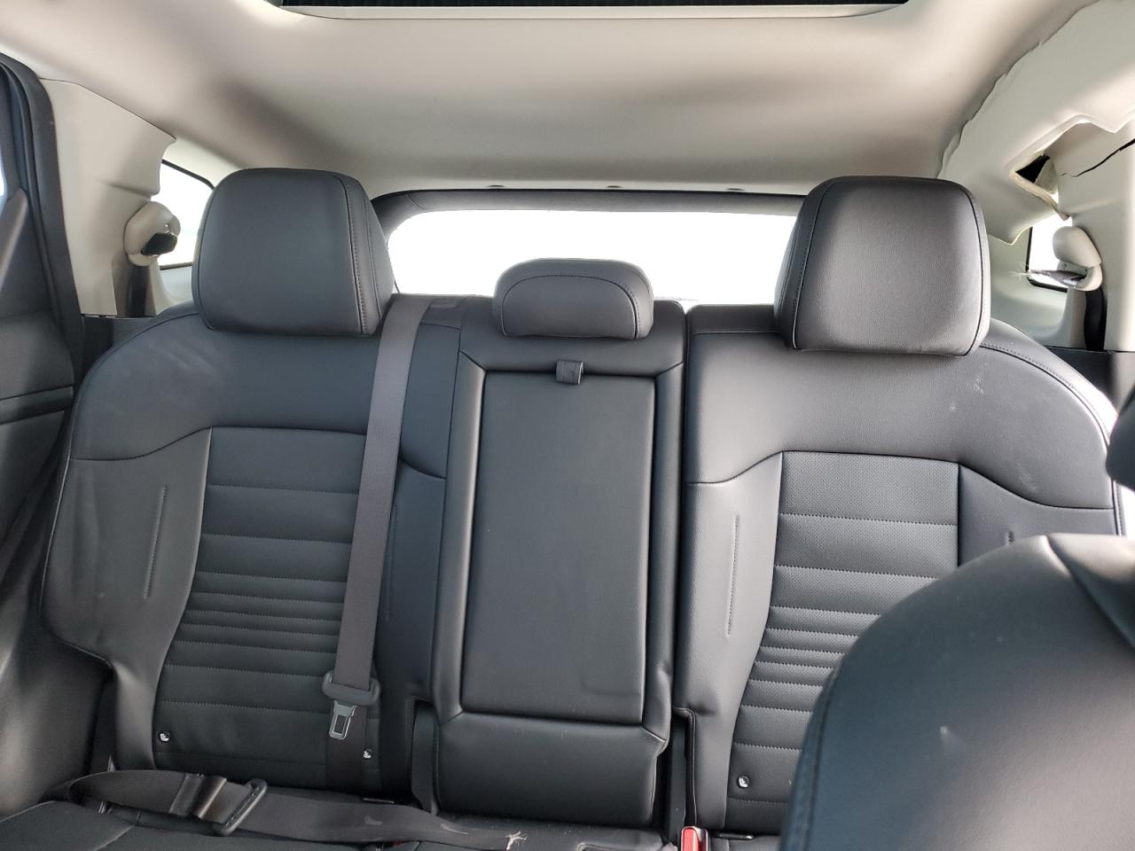 2023 Kia Sportage - Image 10