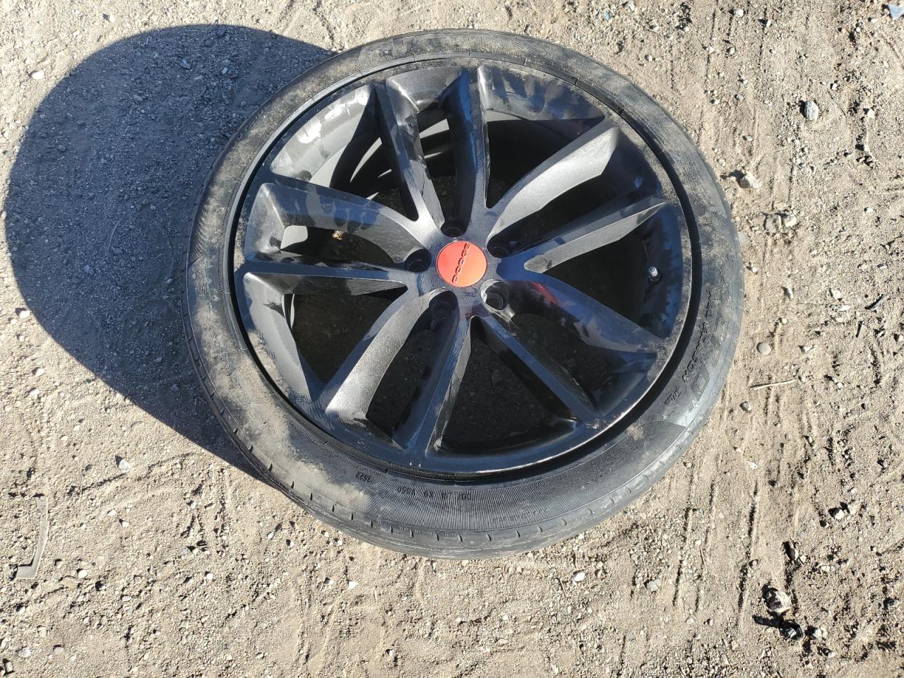 2016 Dodge Challenger - Image 14