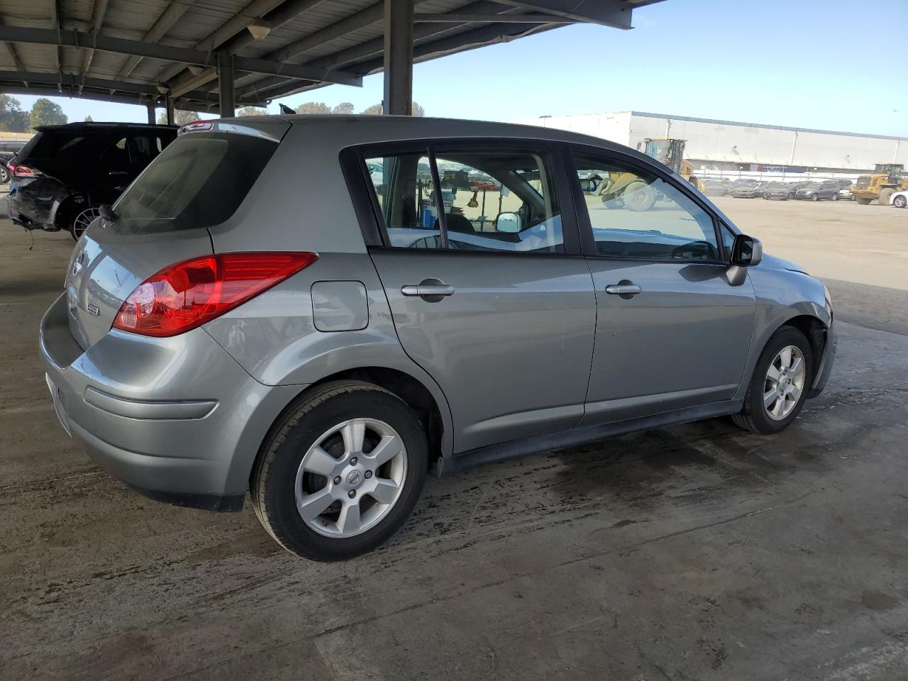 2012 Nissan Versa - Image 3