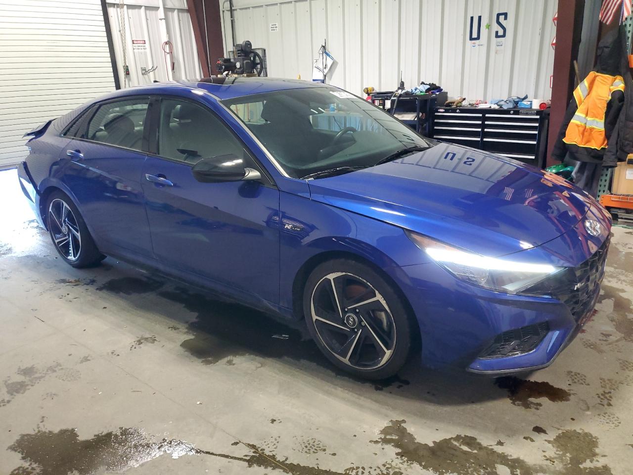 2023 Hyundai Elantra - Image 4