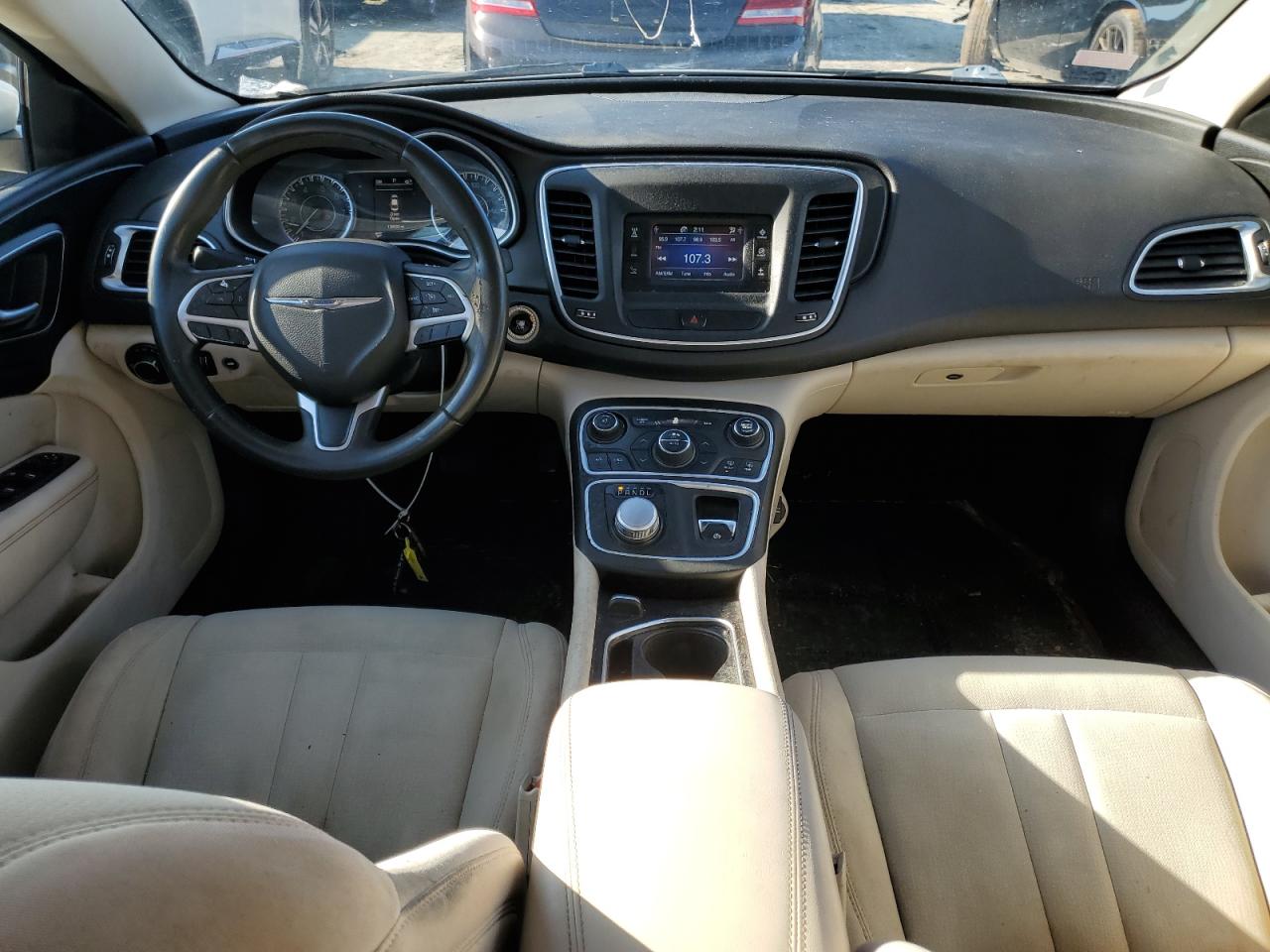 2015 Chrysler 200 - Image 8