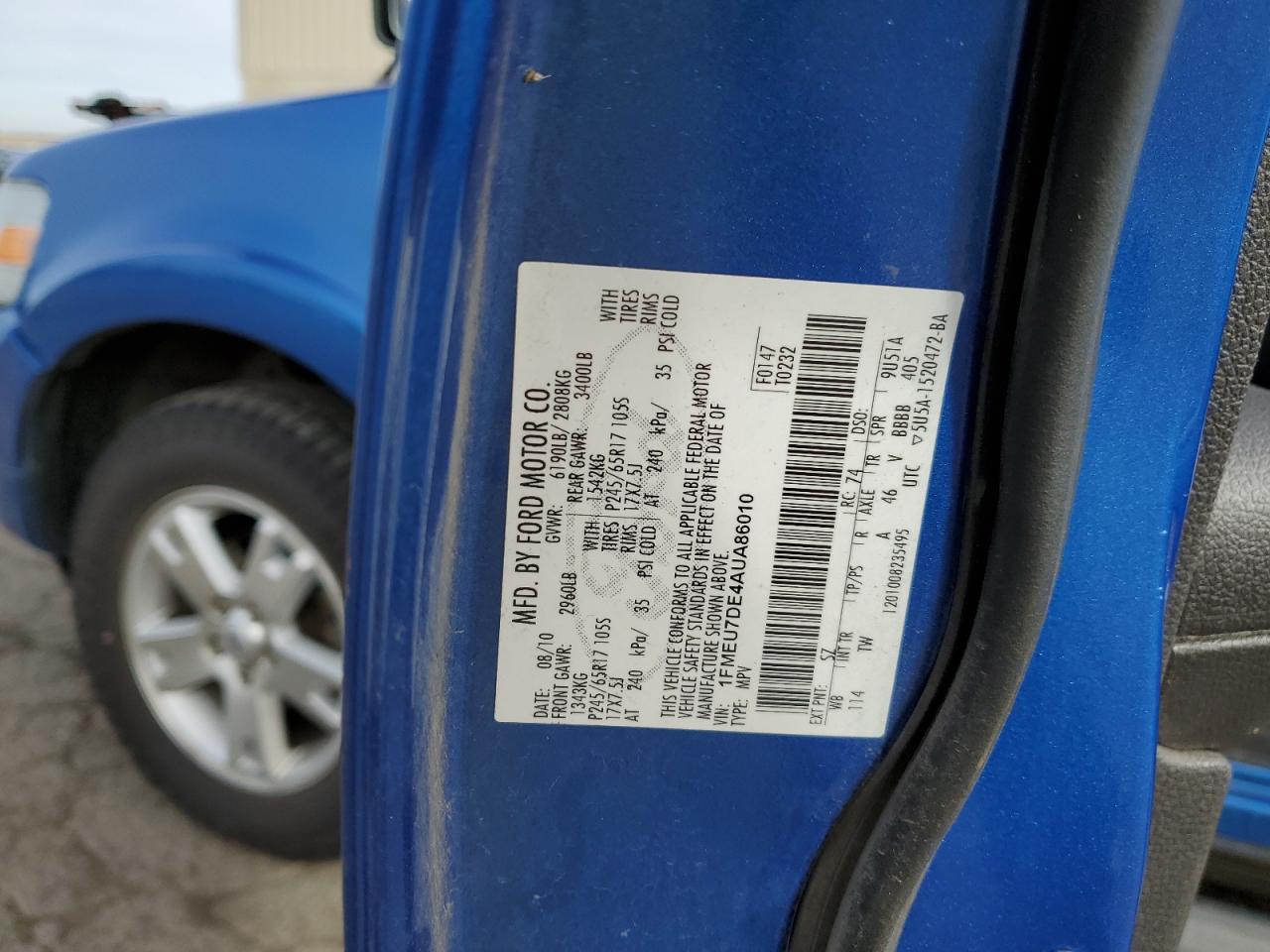 2010 Ford Explorer - Image 12
