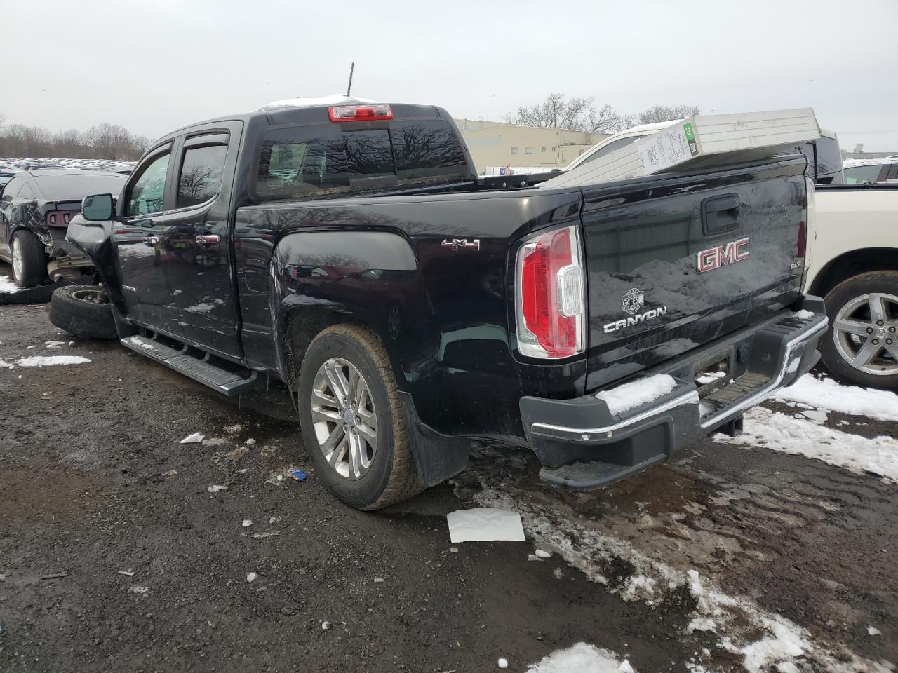 2015 GMC Canyon - Image 2