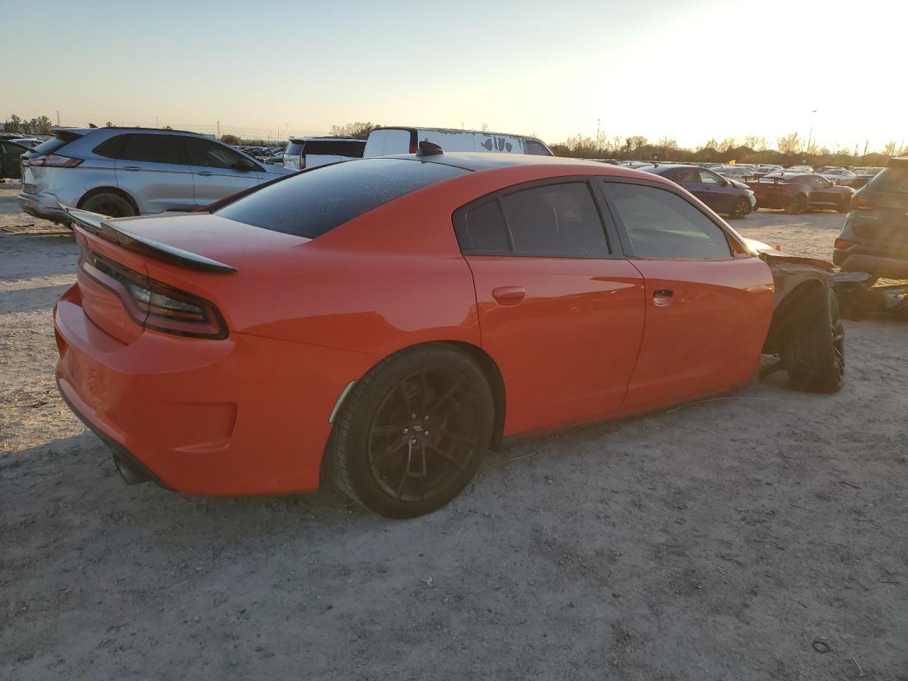 2018 Dodge Charger - Image 3