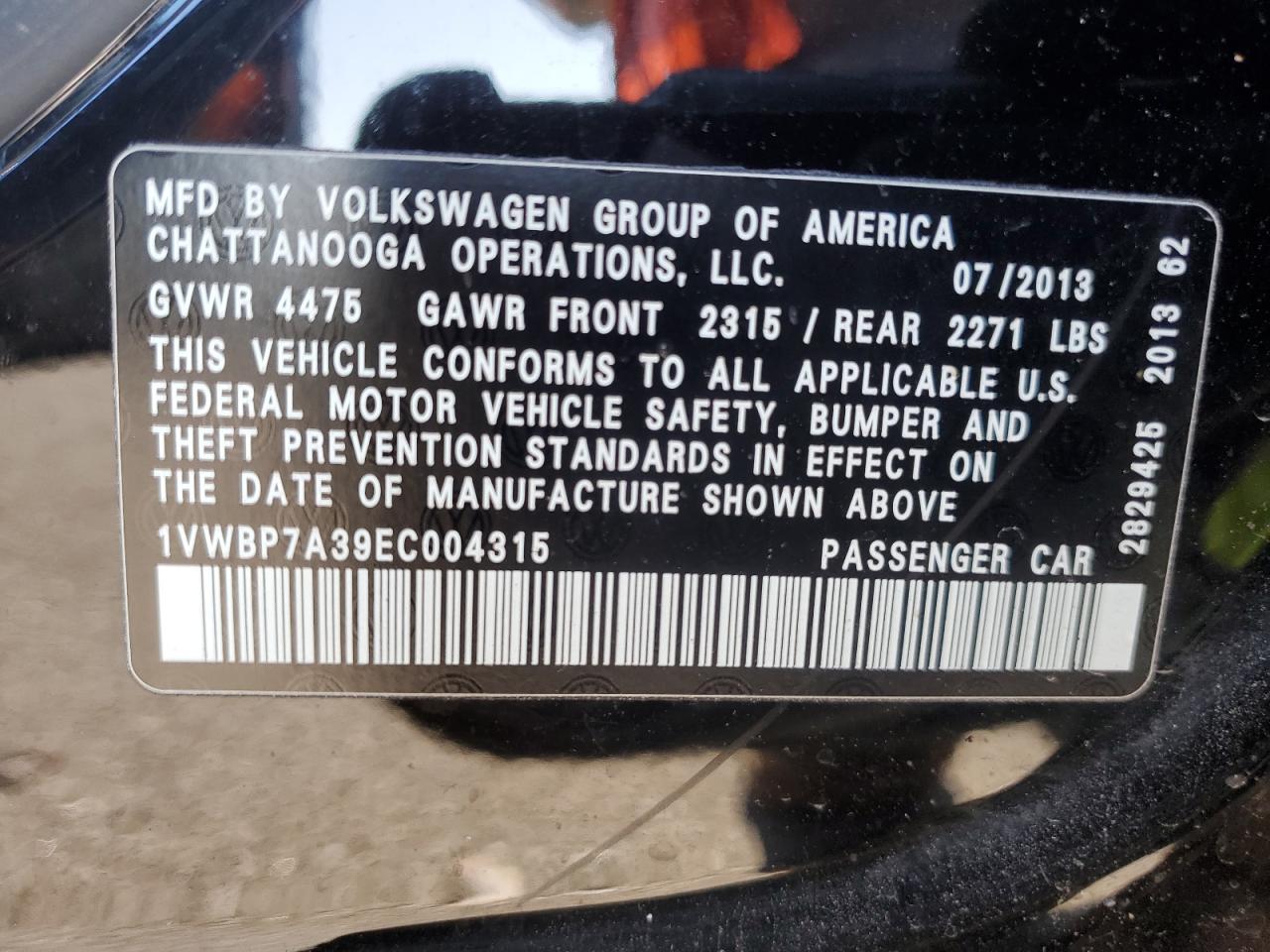 2014 Volkswagen Passat - Image 14