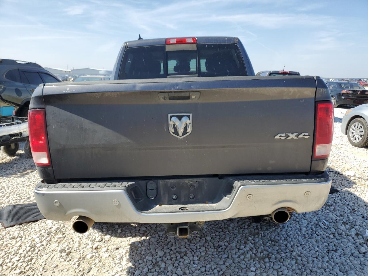 2017 RAM 1500 - Image 6