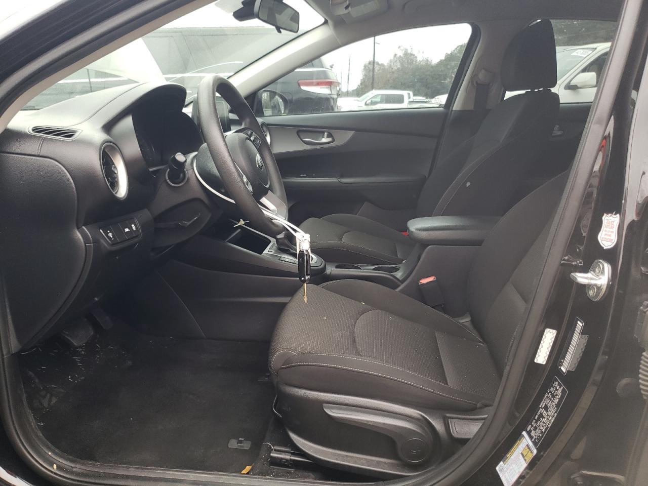 2021 Kia Forte - Image 7