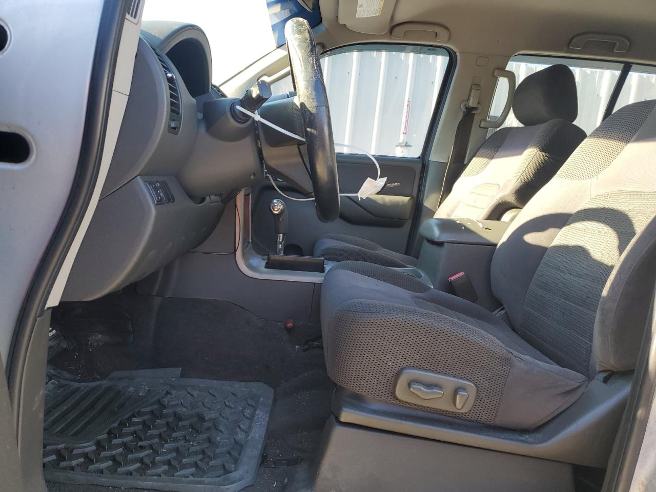 2007 Nissan Pathfinder - Image 7