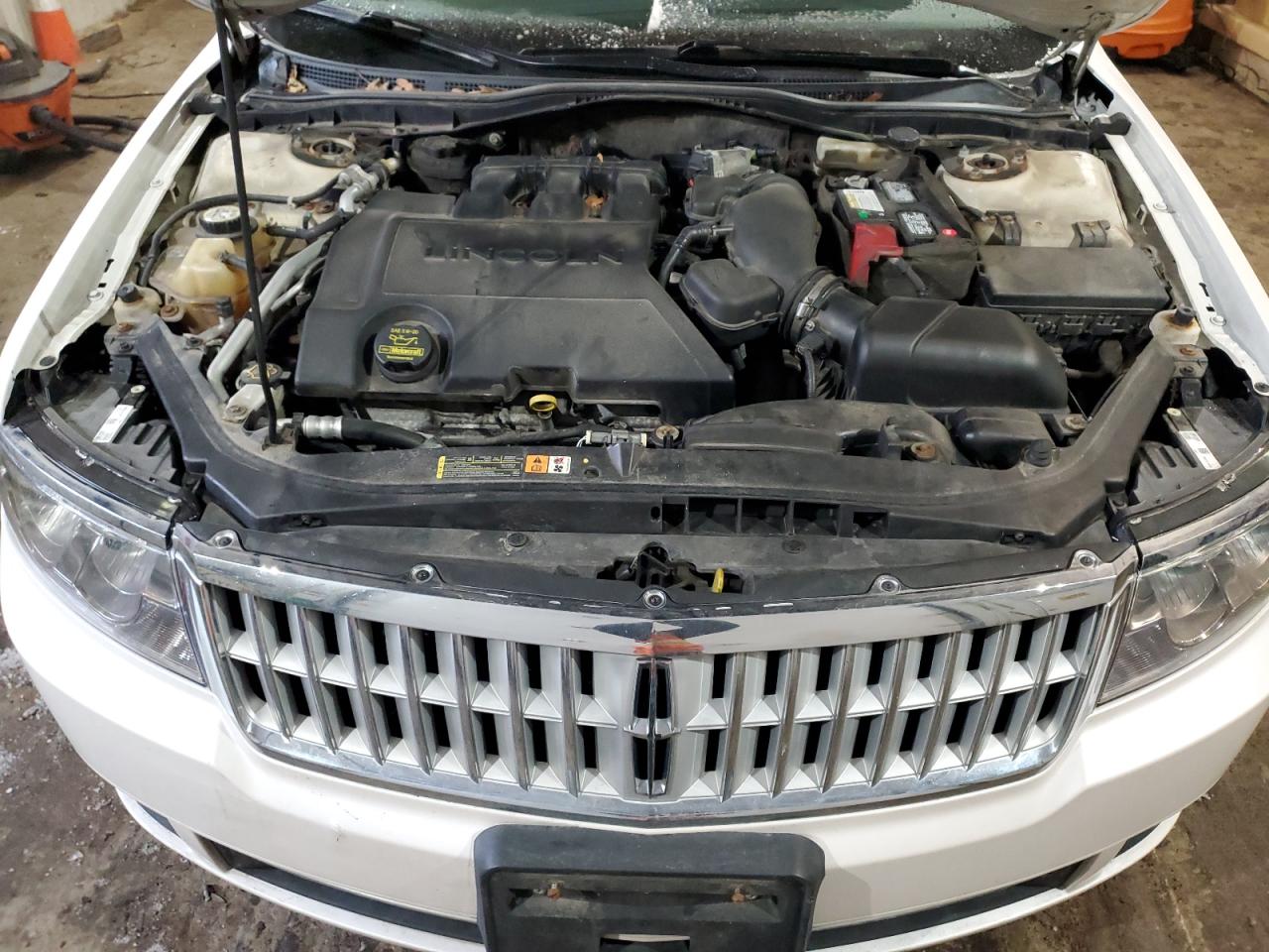 2009 Lincoln MKZ - Image 12