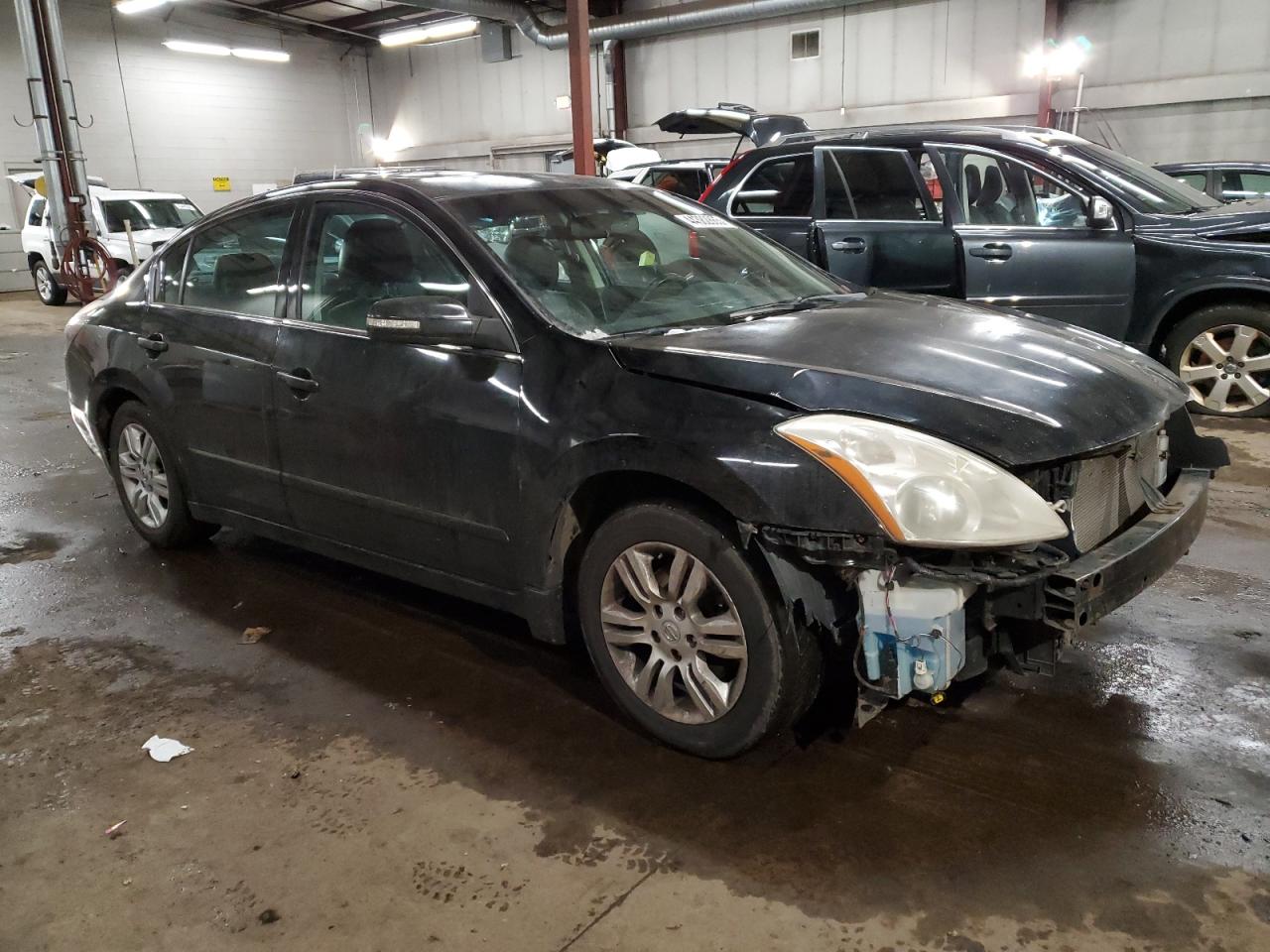 2011 Nissan Altima - Image 4