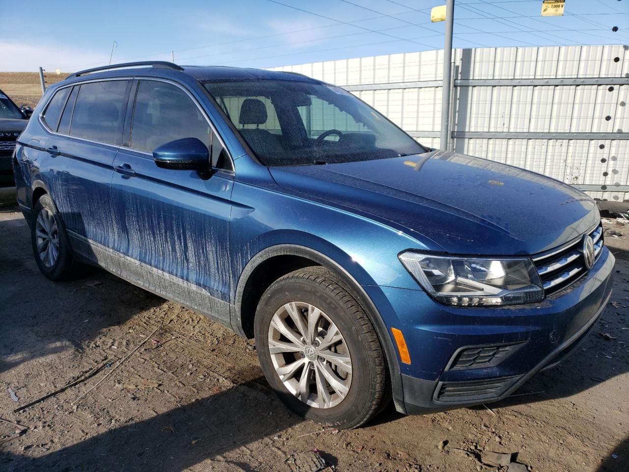 2018 Volkswagen Tiguan - Image 4