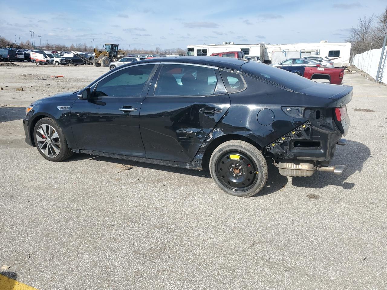 2016 Kia Optima - Image 2