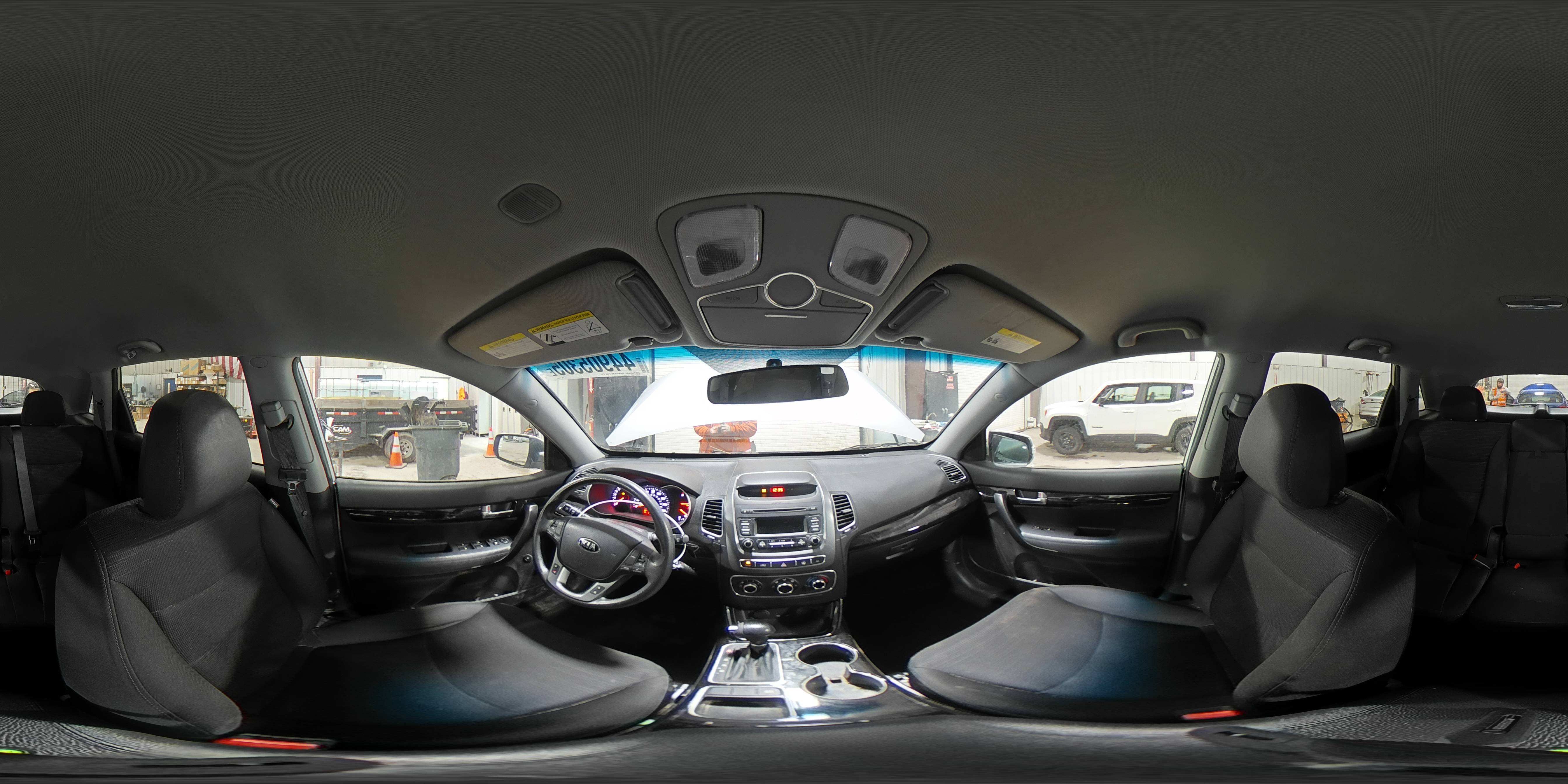 2014 Kia Sorento - Image 14