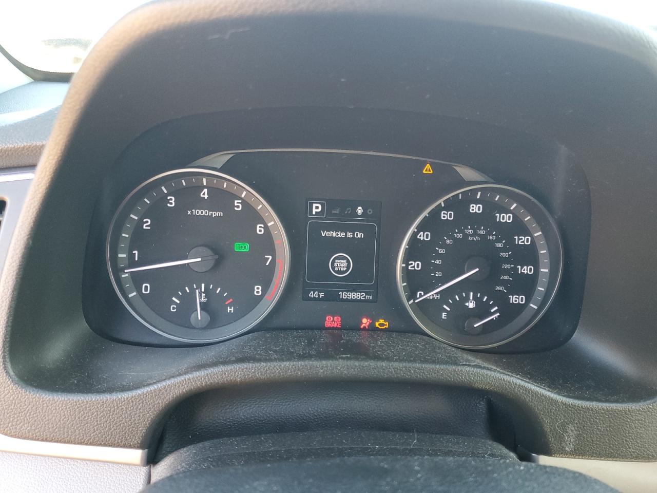 2018 Hyundai Elantra - Image 9