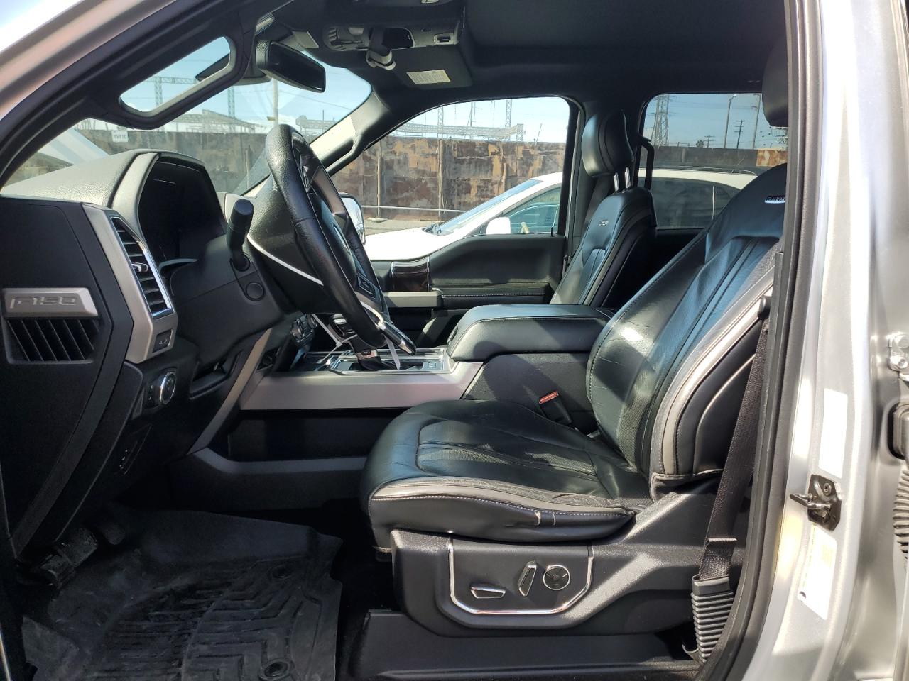 2015 Ford F-150 - Image 7