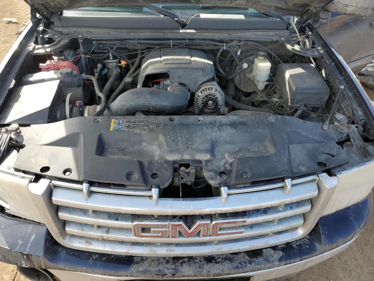 2008 GMC Sierra - Image 11