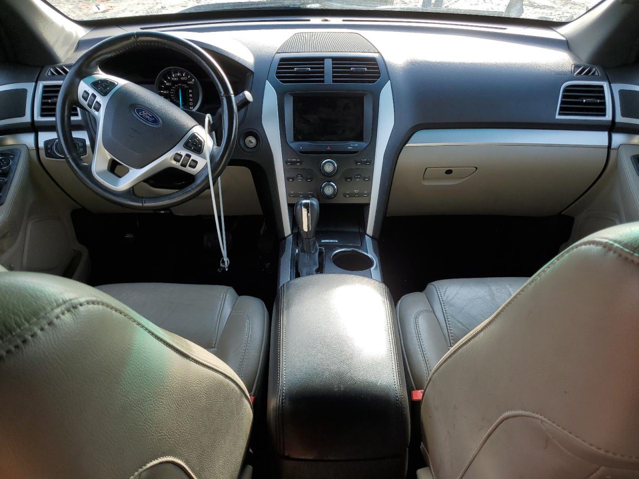 2013 Ford Explorer - Image 8