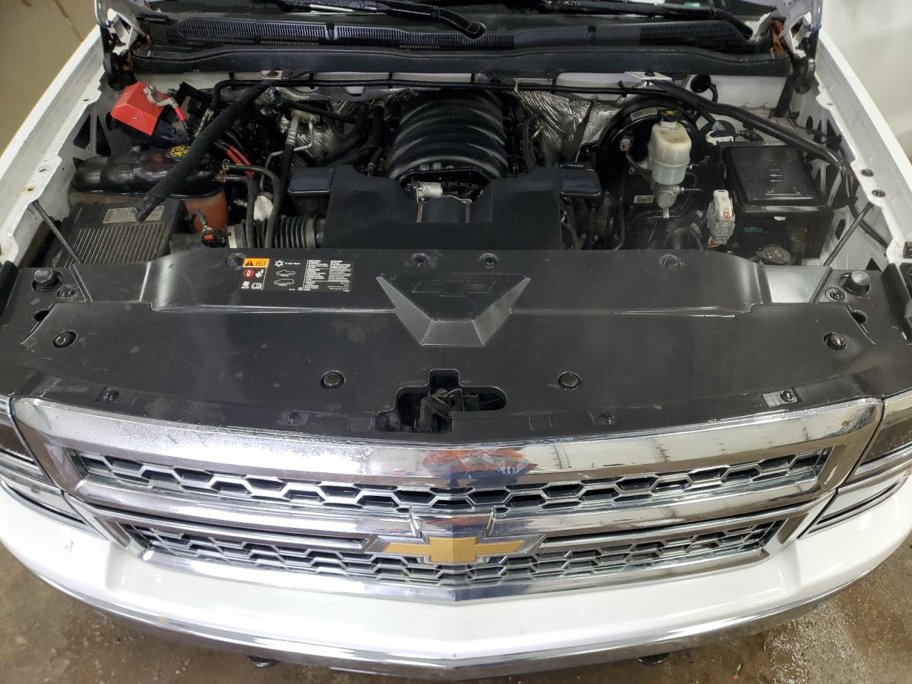 2014 Chevrolet Silverado - Image 11