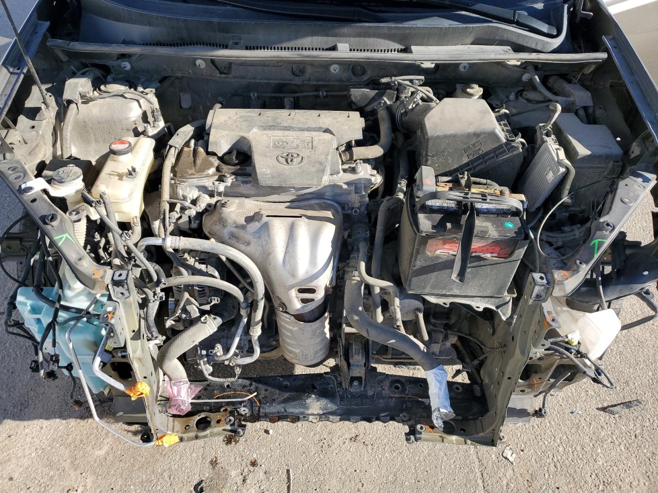 2015 Toyota RAV 4 - Image 12