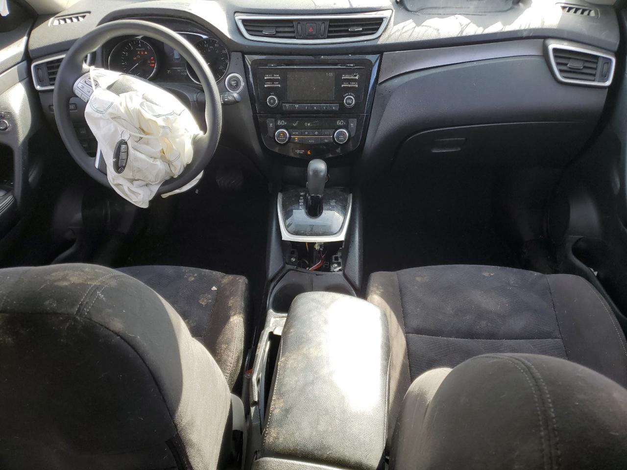 2015 Nissan Rogue - Image 8