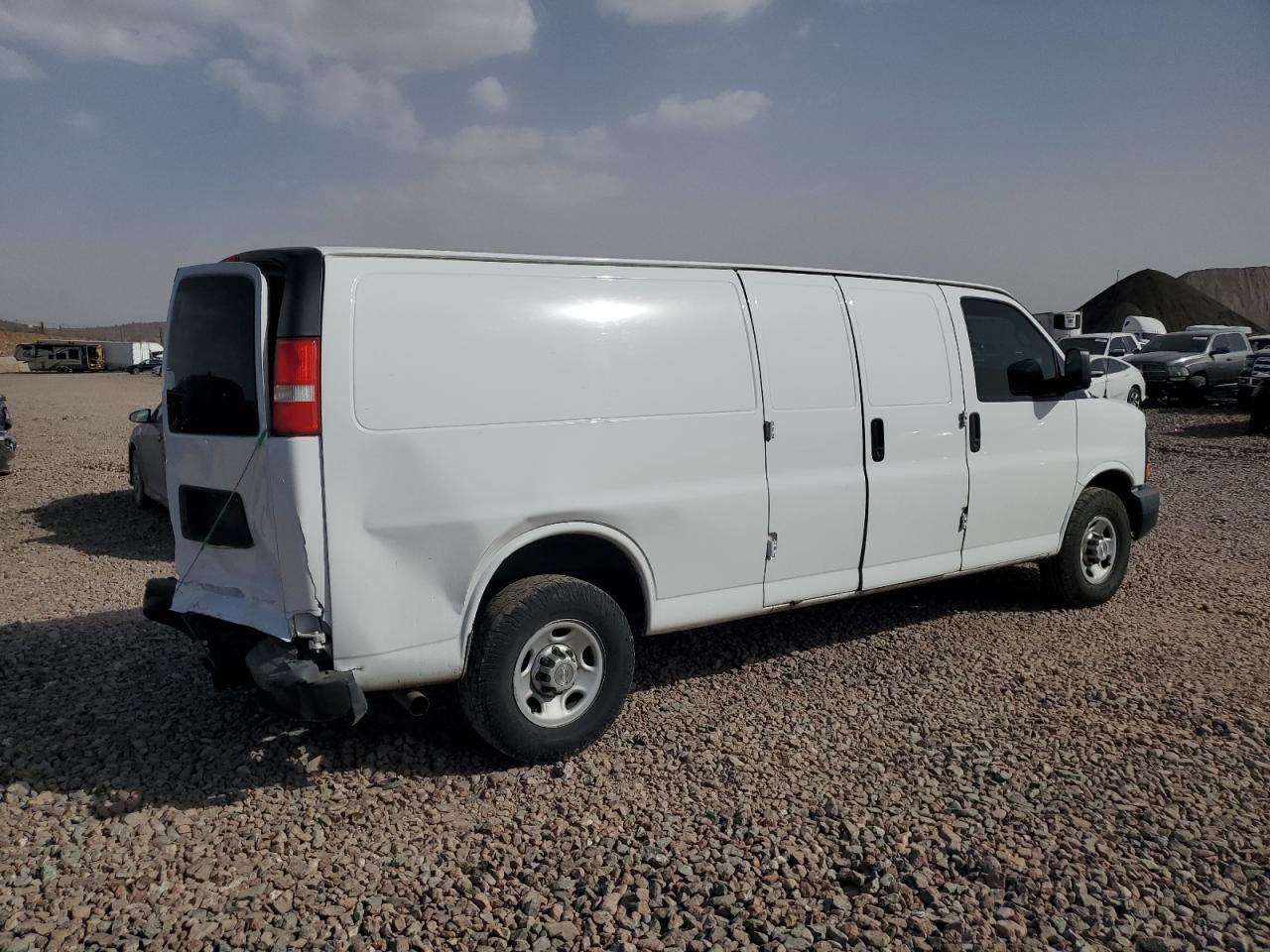 2014 Chevrolet Express - Image 3