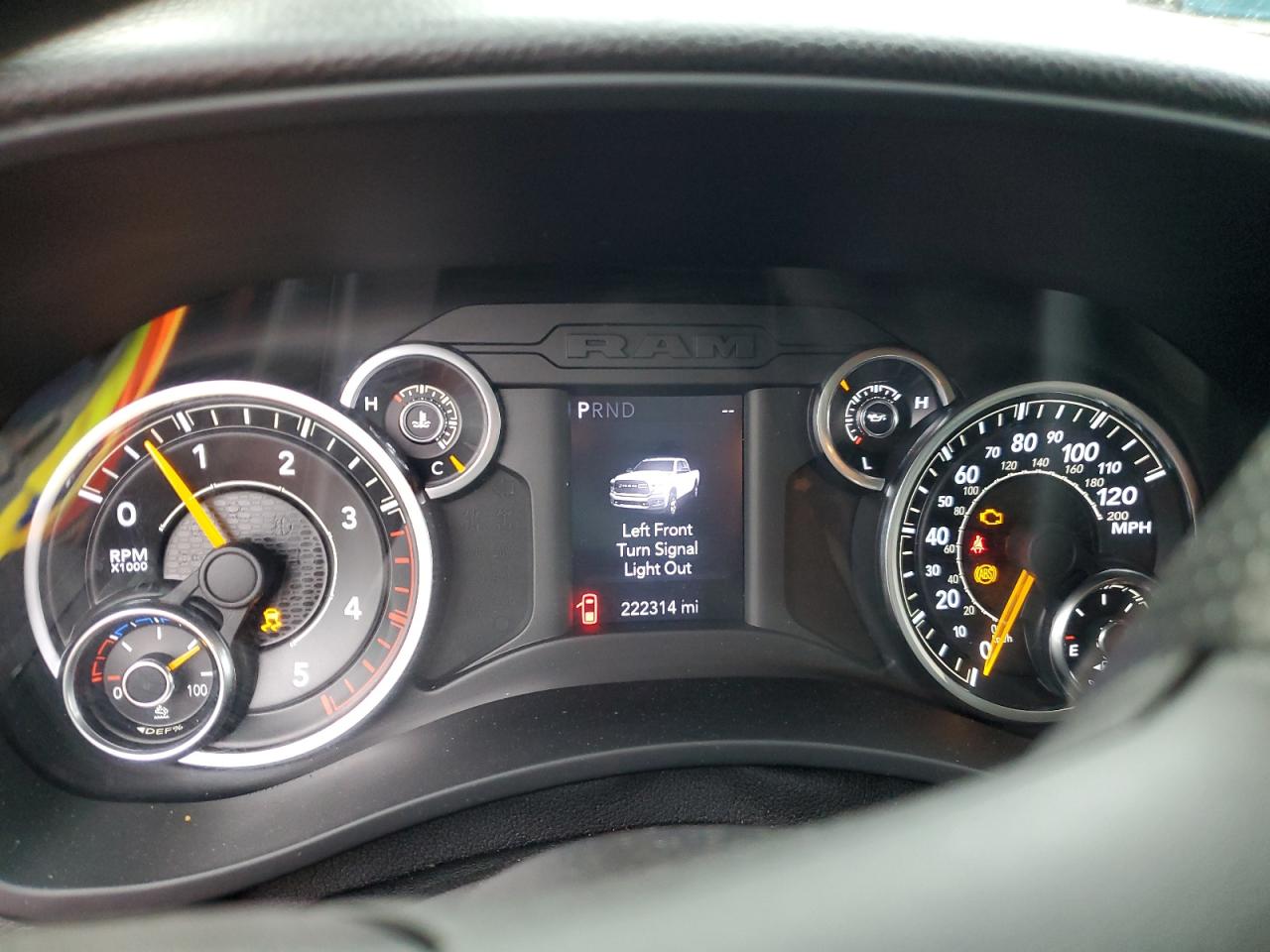 2020 RAM 3500 - Image 9