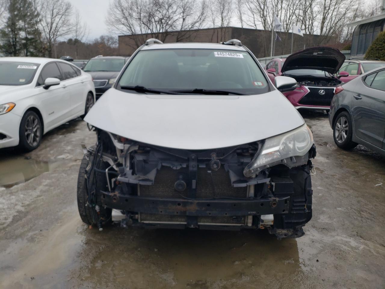 2013 Toyota RAV 4 - Image 5