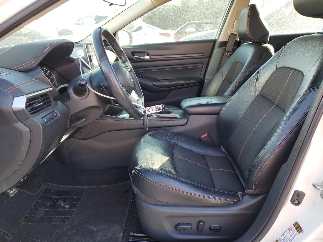 2020 Nissan Altima - Image 7