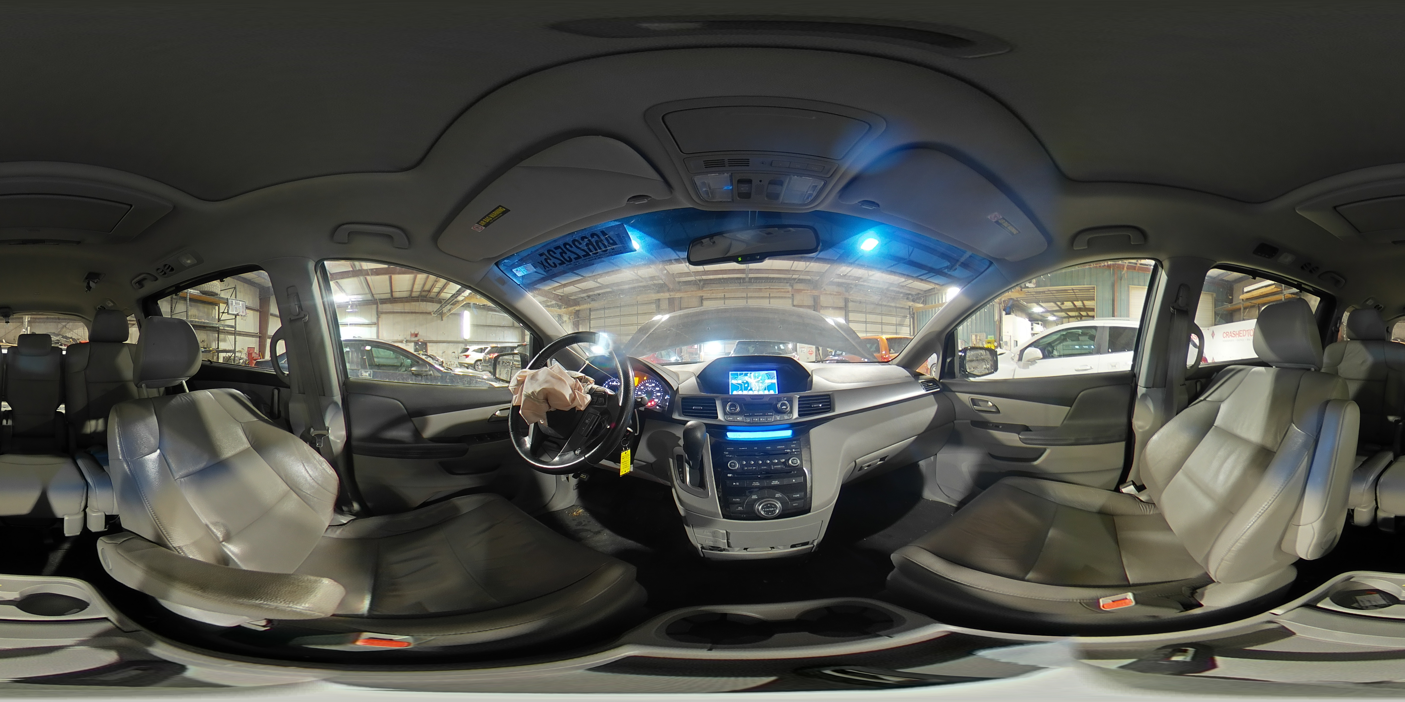 2011 Honda Odyssey - Image 14