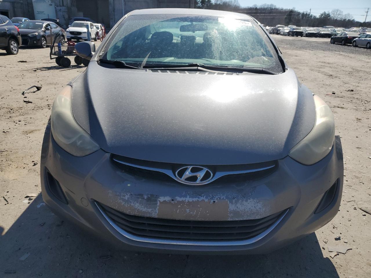 2013 Hyundai Elantra - Image 5