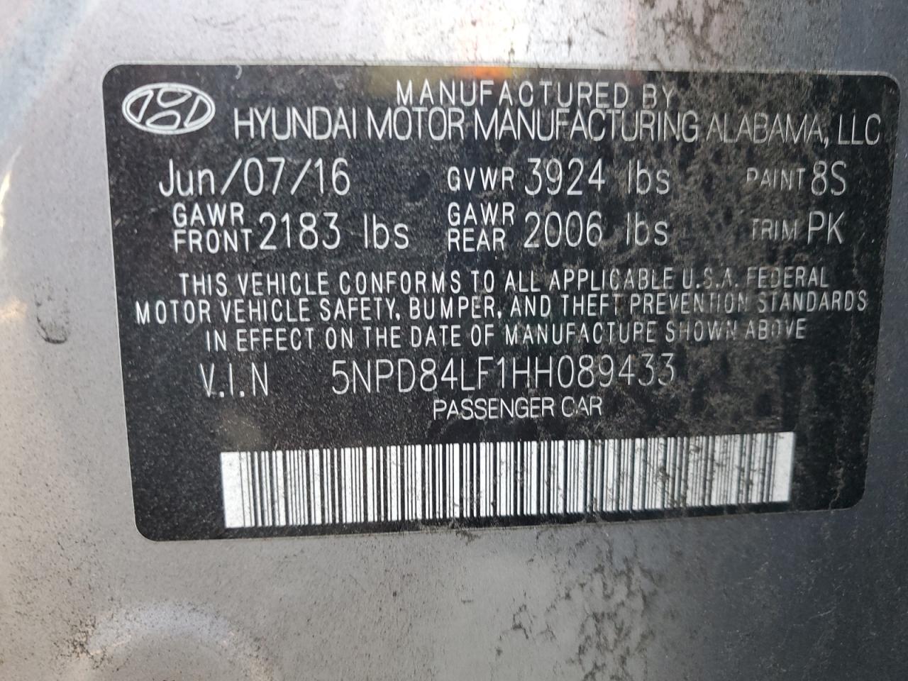 2017 Hyundai Elantra - Image 13
