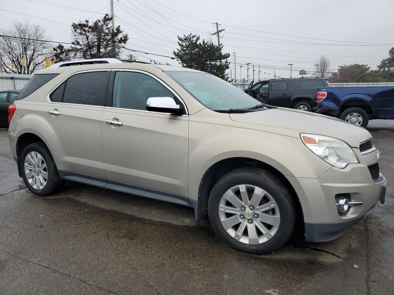 2011 Chevrolet Equinox - Image 4