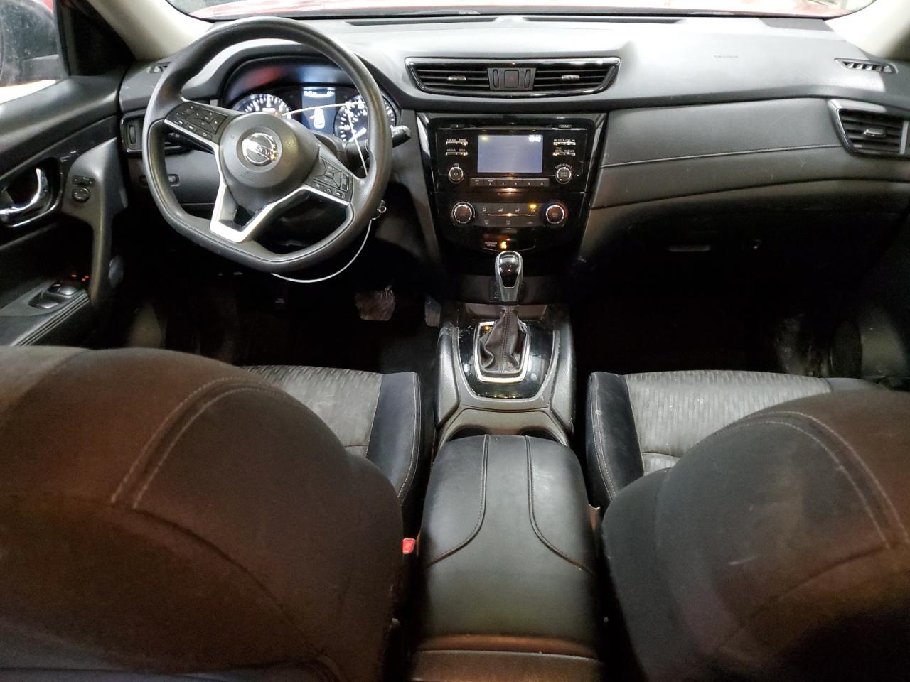 2017 Nissan Rogue - Image 8