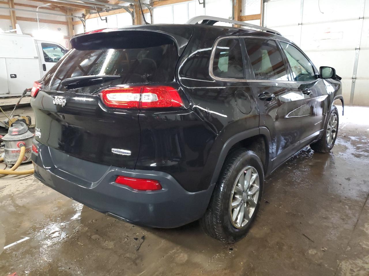 2017 Jeep Grand Cherokee - Image 3