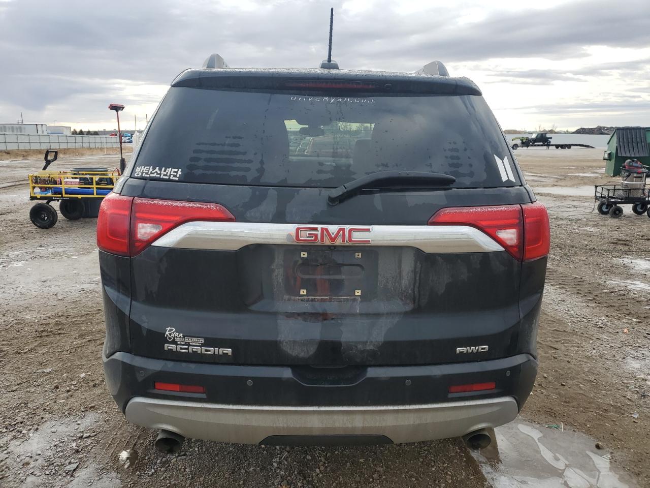 2019 GMC Acadia - Image 6