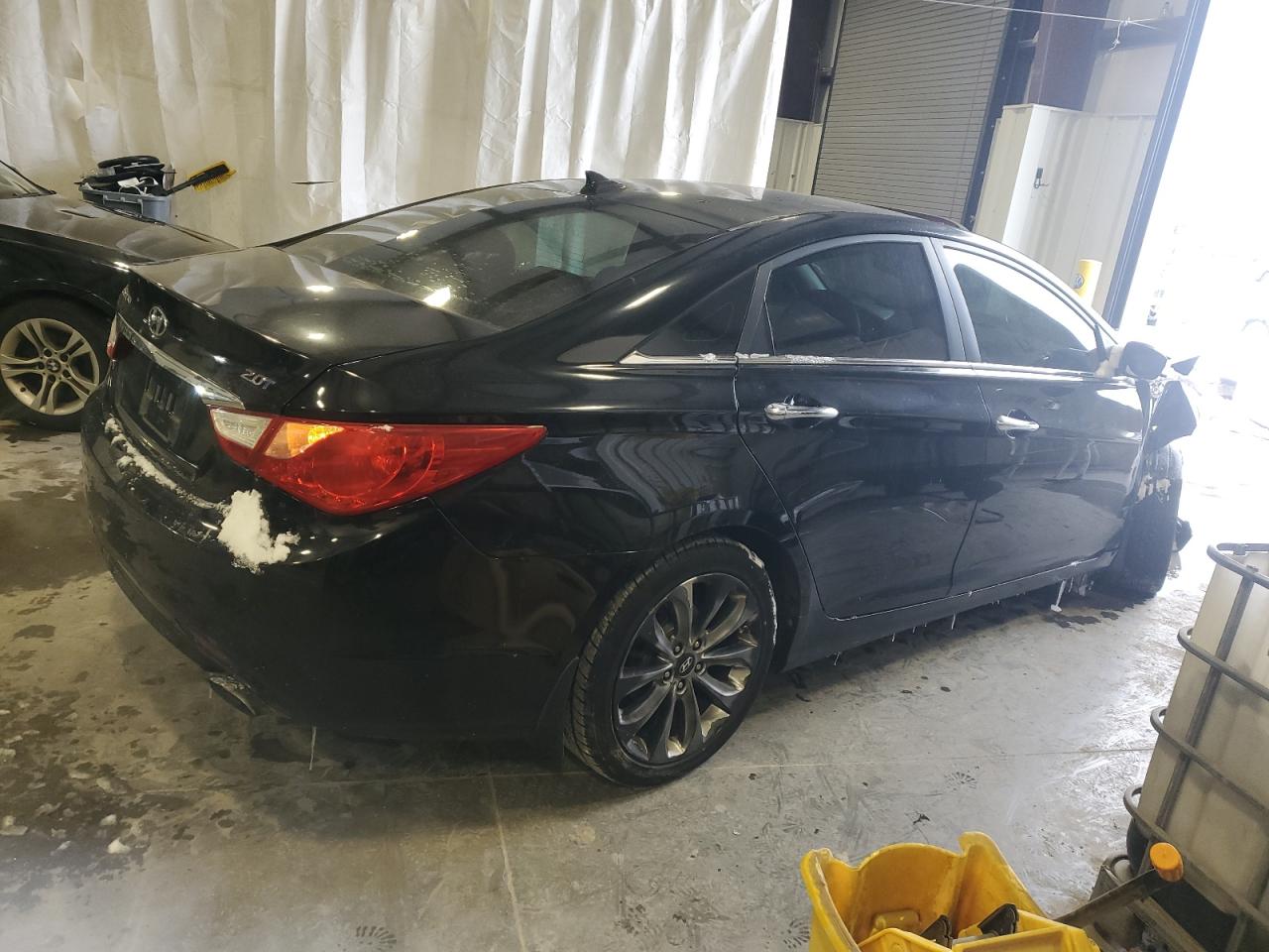 2012 Hyundai Sonata - Image 3