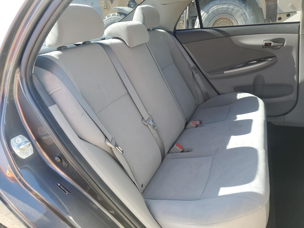 2010 Toyota Corolla - Image 10