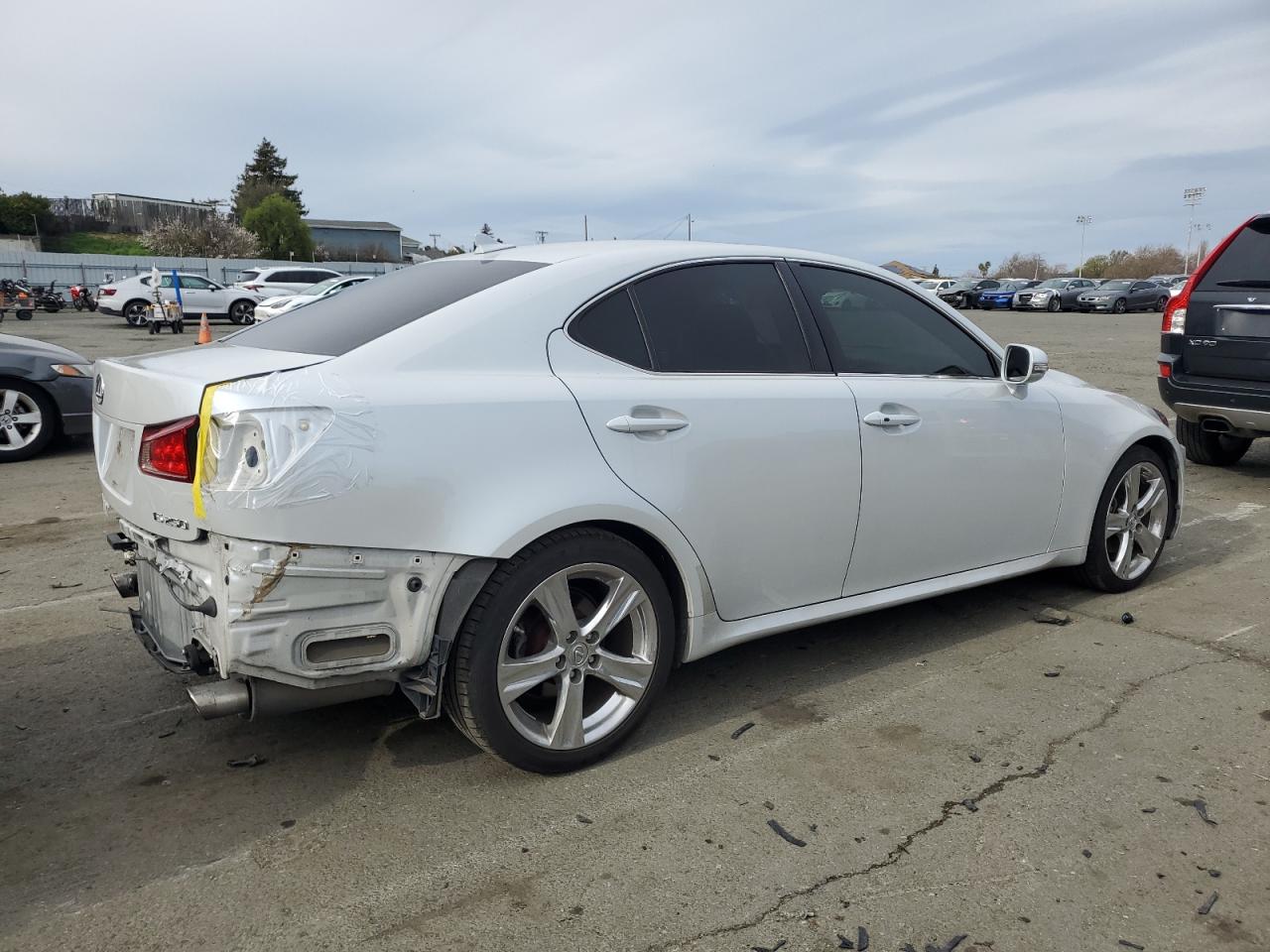 2011 Lexus IS - Image 3