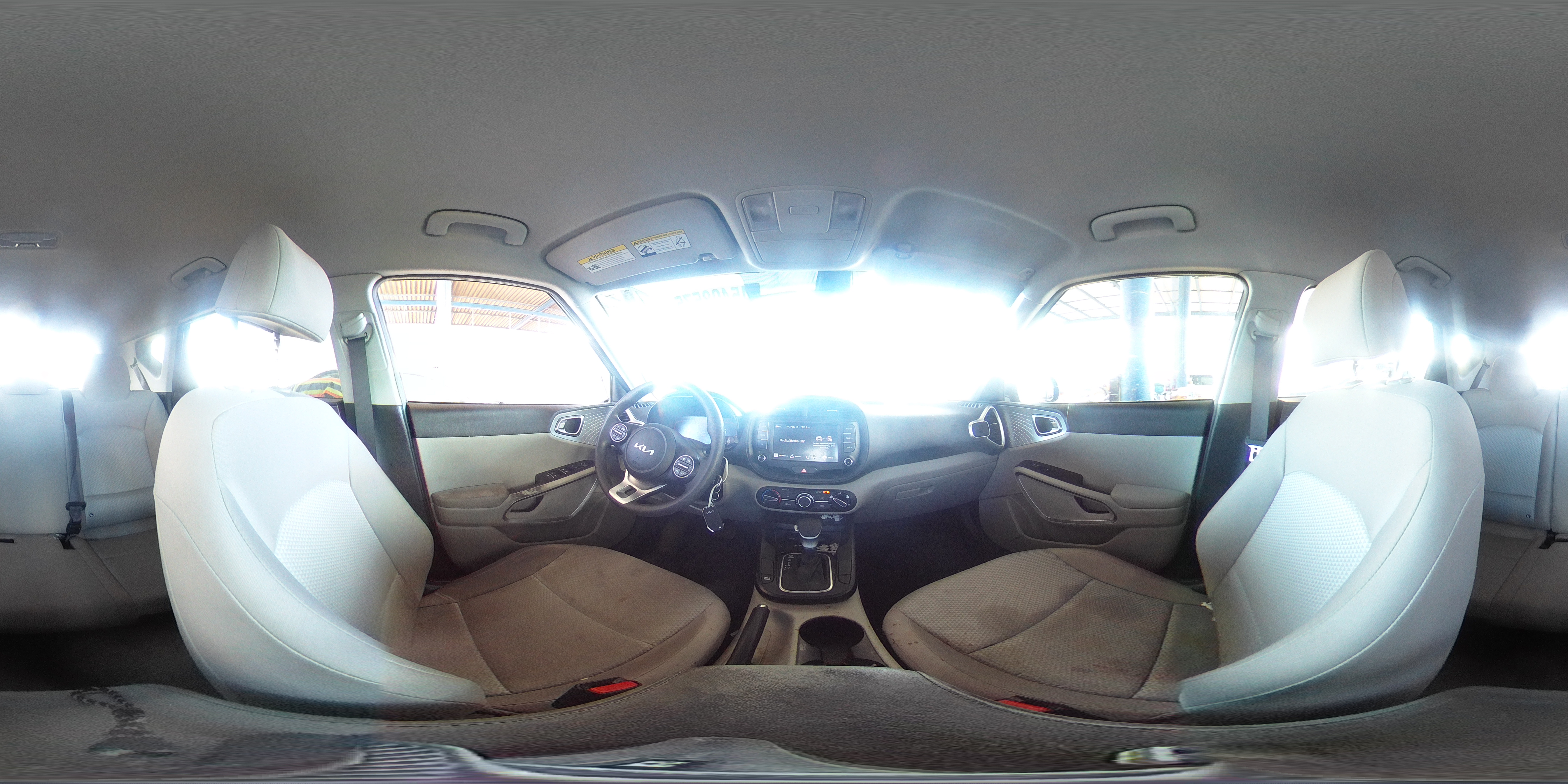 2023 Kia Soul - Image 13