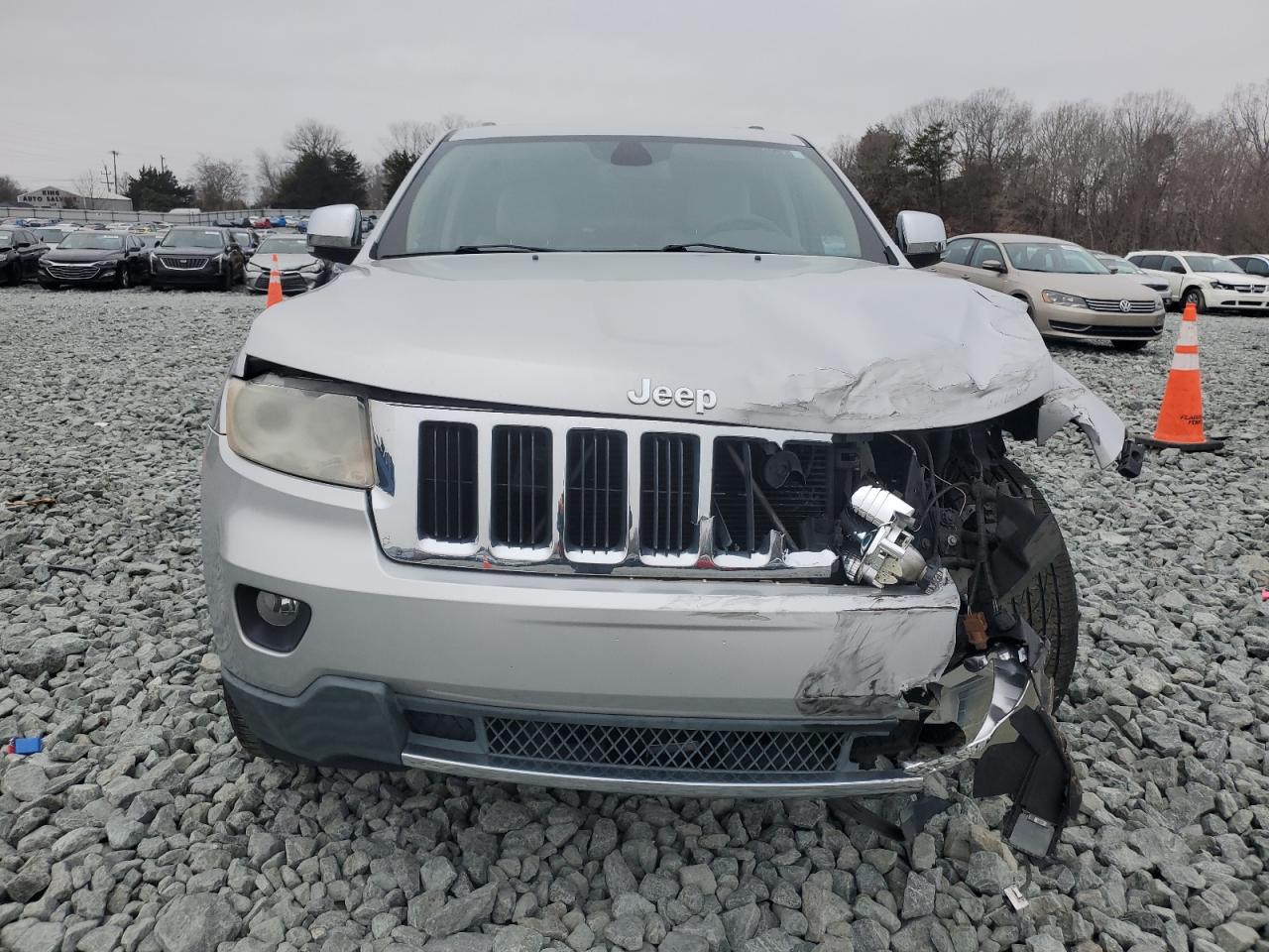 2012 Jeep Grand Cherokee - Image 5