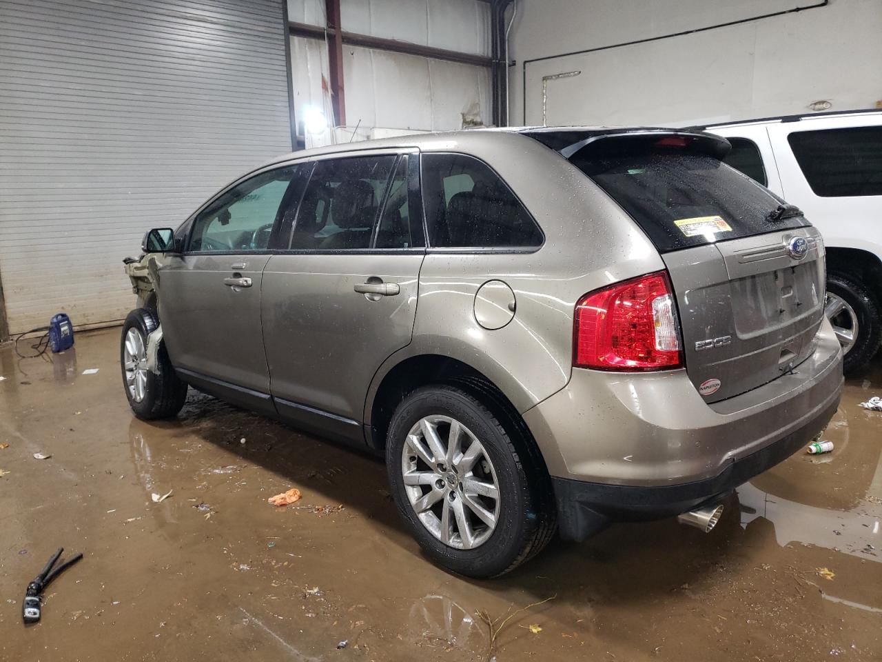 2013 Ford Edge - Image 2
