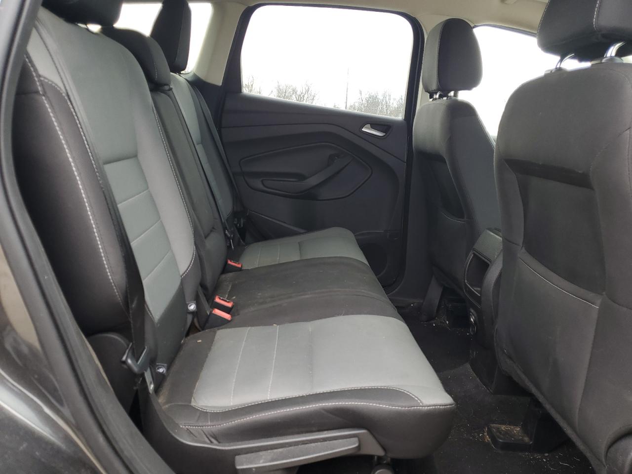 2016 Ford Escape - Image 11