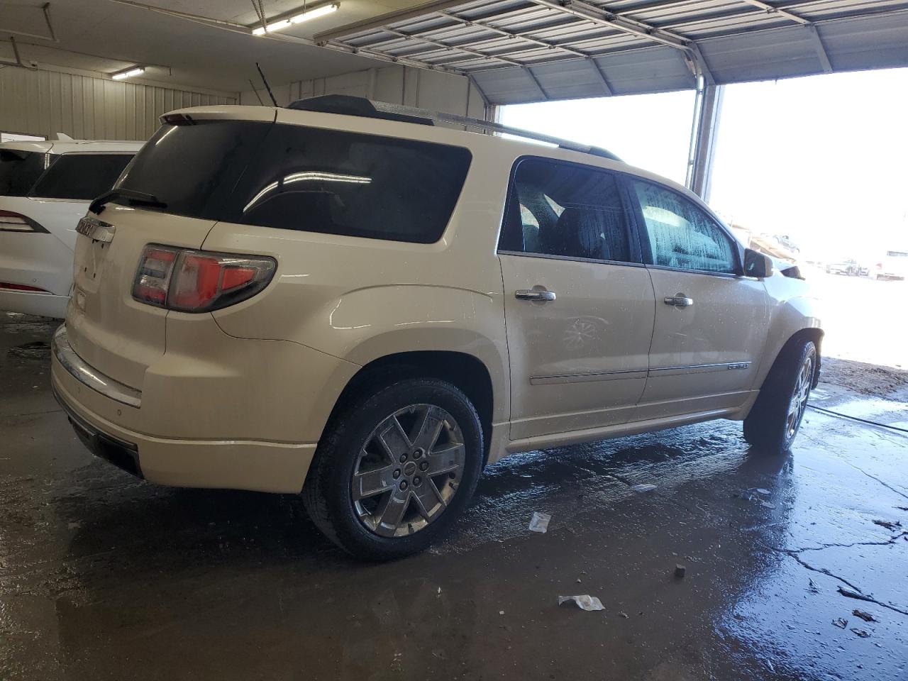2014 GMC Acadia - Image 3