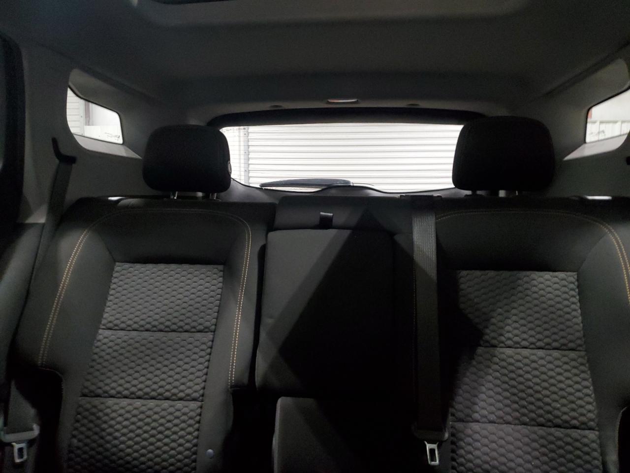 2020 GMC Terrain - Image 10