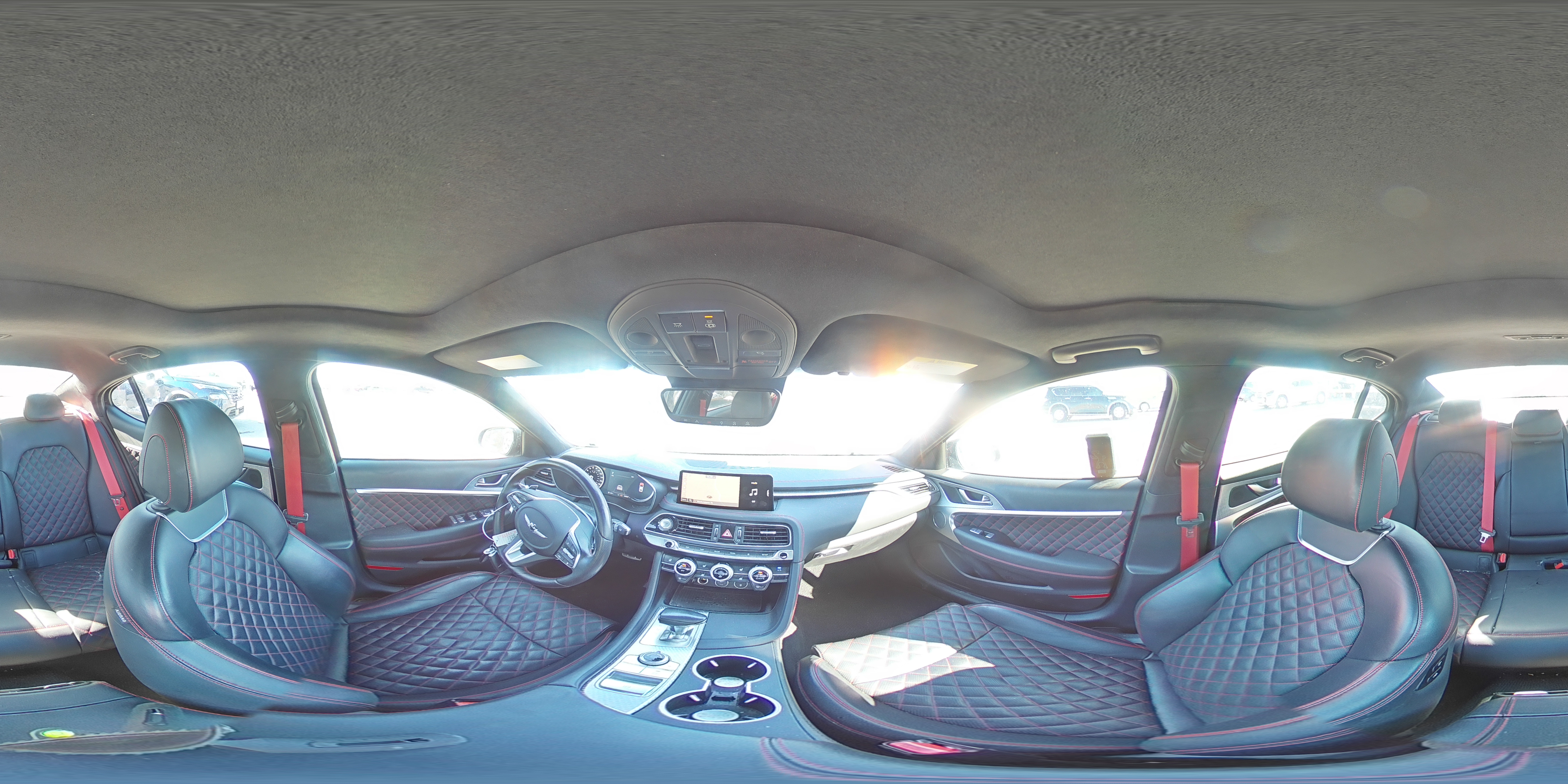 2022 Genesis G70 - Image 14