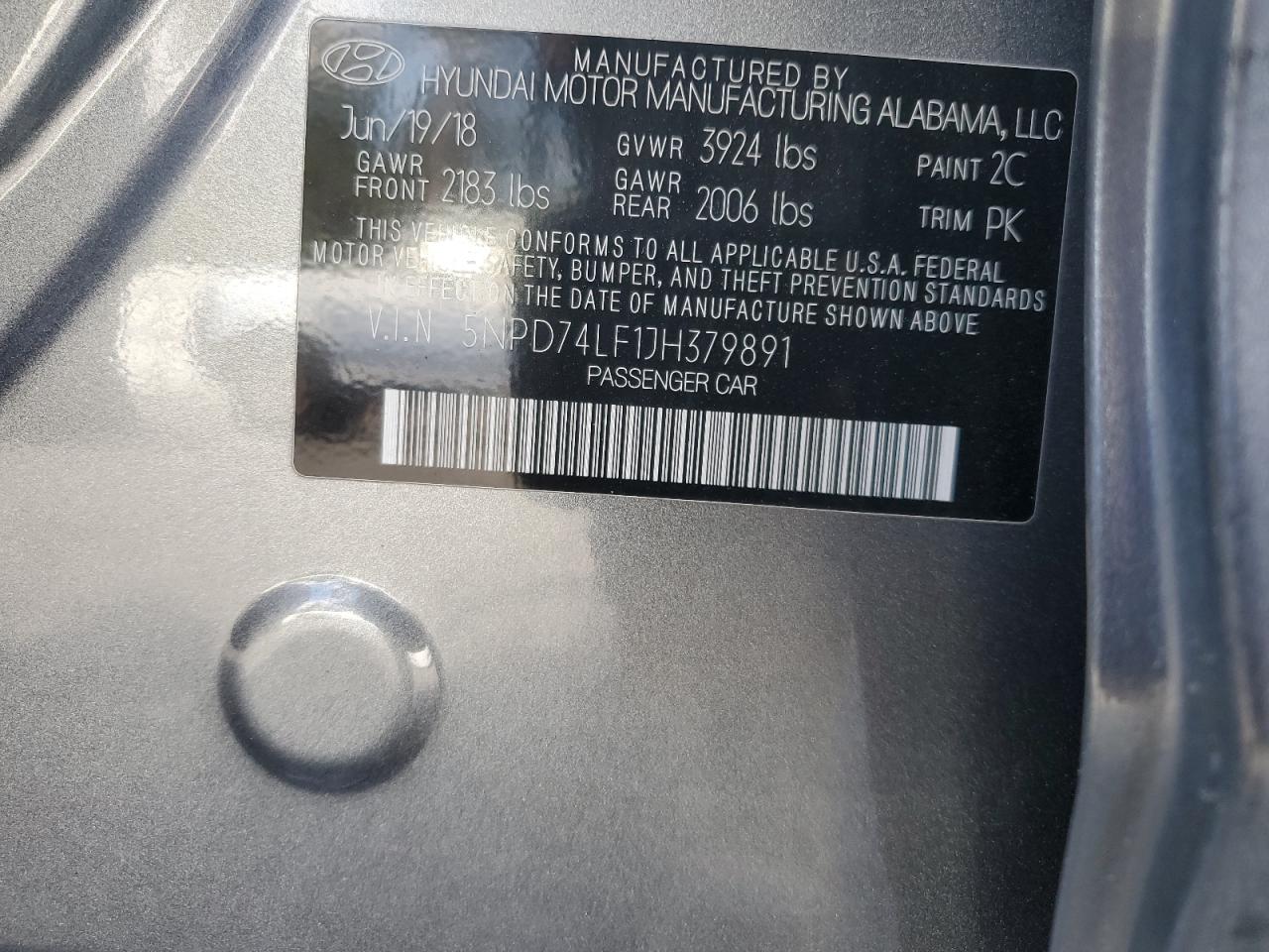 2018 Hyundai Elantra - Image 13