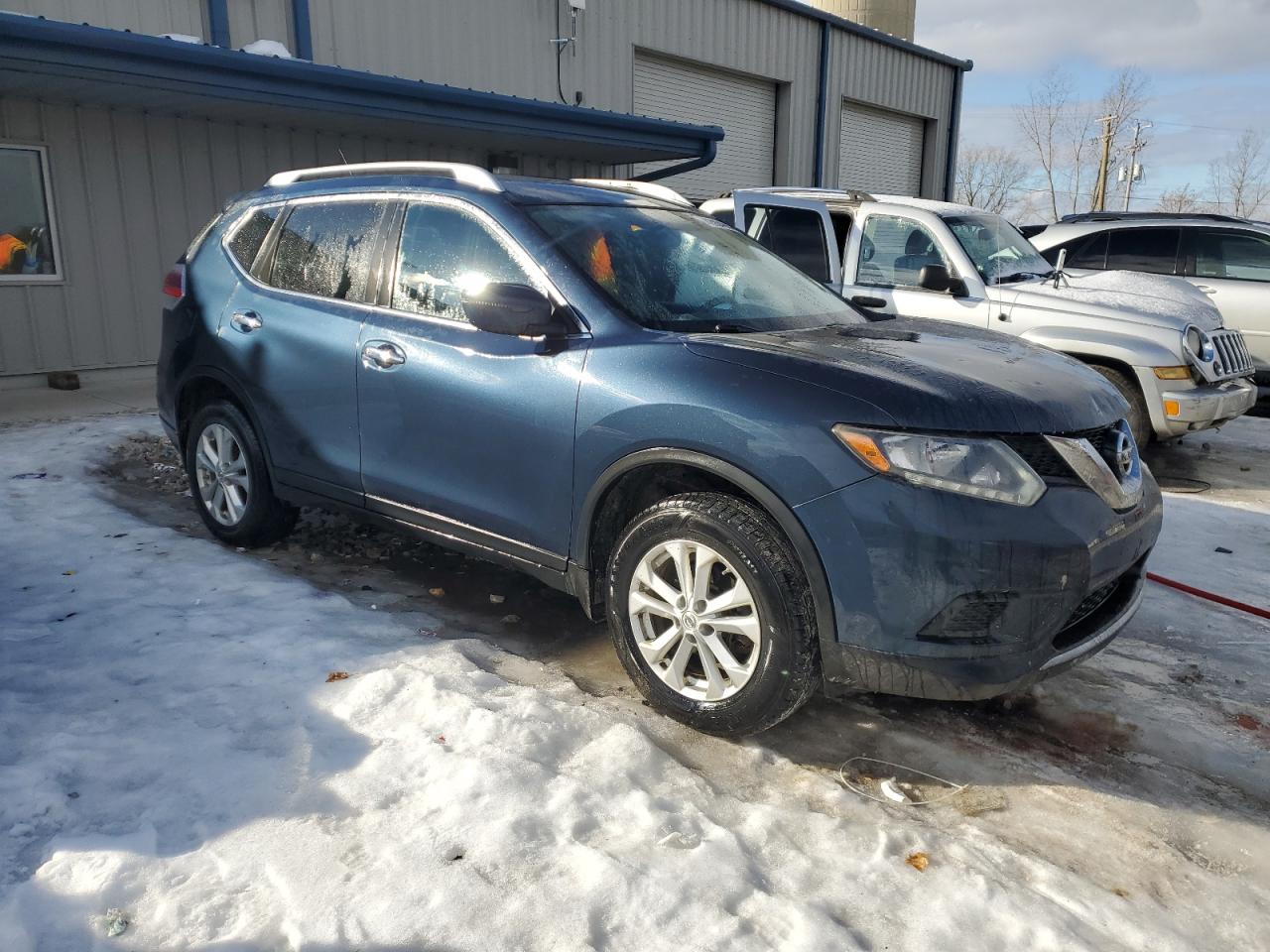 2016 Nissan Rogue - Image 4
